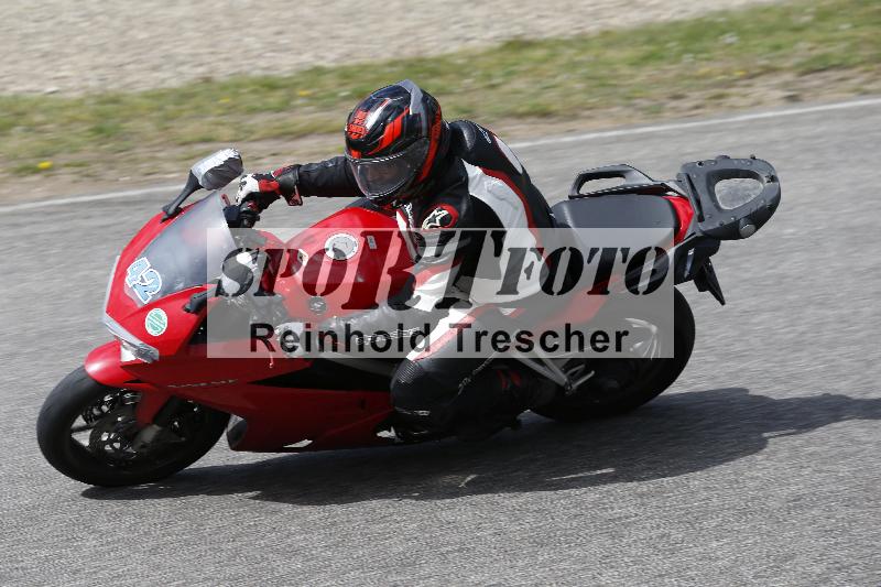 /09 19.04.2026  Caremotion get faster ADR/Gruppe gruen/42